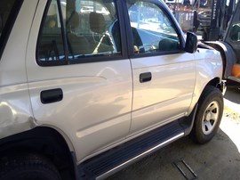 1999 TOYOTA 4RUNNER, SILVER, BASE MODEL, 2.7L, AT.2WD.  Z26310